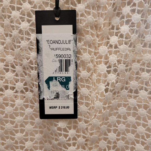 ROMEO AND JULIET COUTURE  MOCK TURTLE NECK CAP SLEEVE IVORY DRESS - Picture 15 of 16